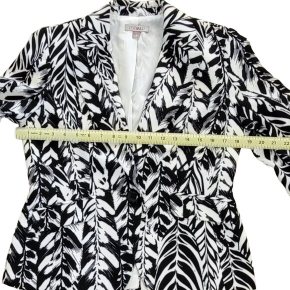 Roz & Ali Black and White Abstract Leaf Print Lined Blazer Jacket - Picture 8 of 10